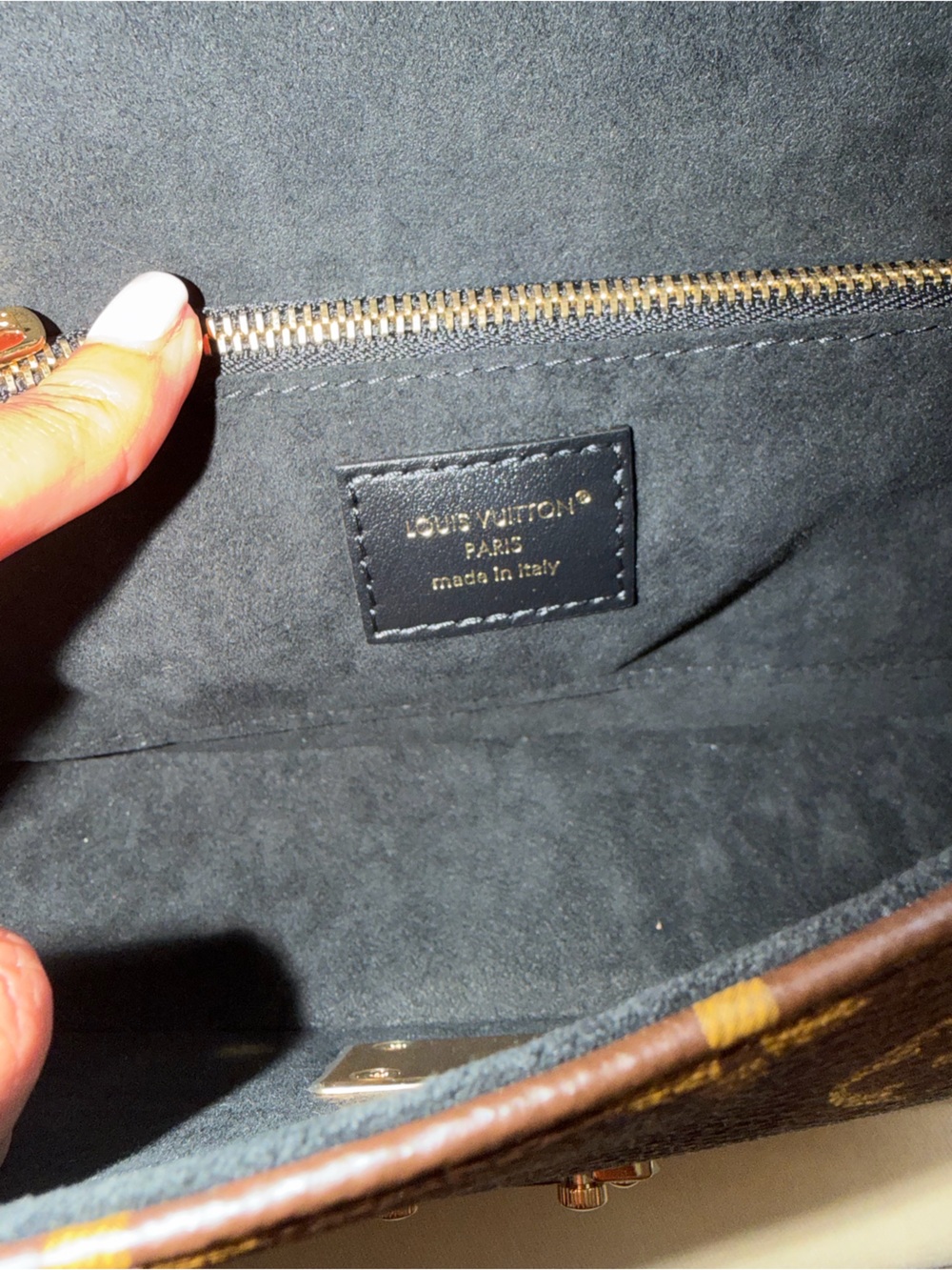 Louis Vuitton Trunkie East West. NWT!!! - Picture 9 of 15
